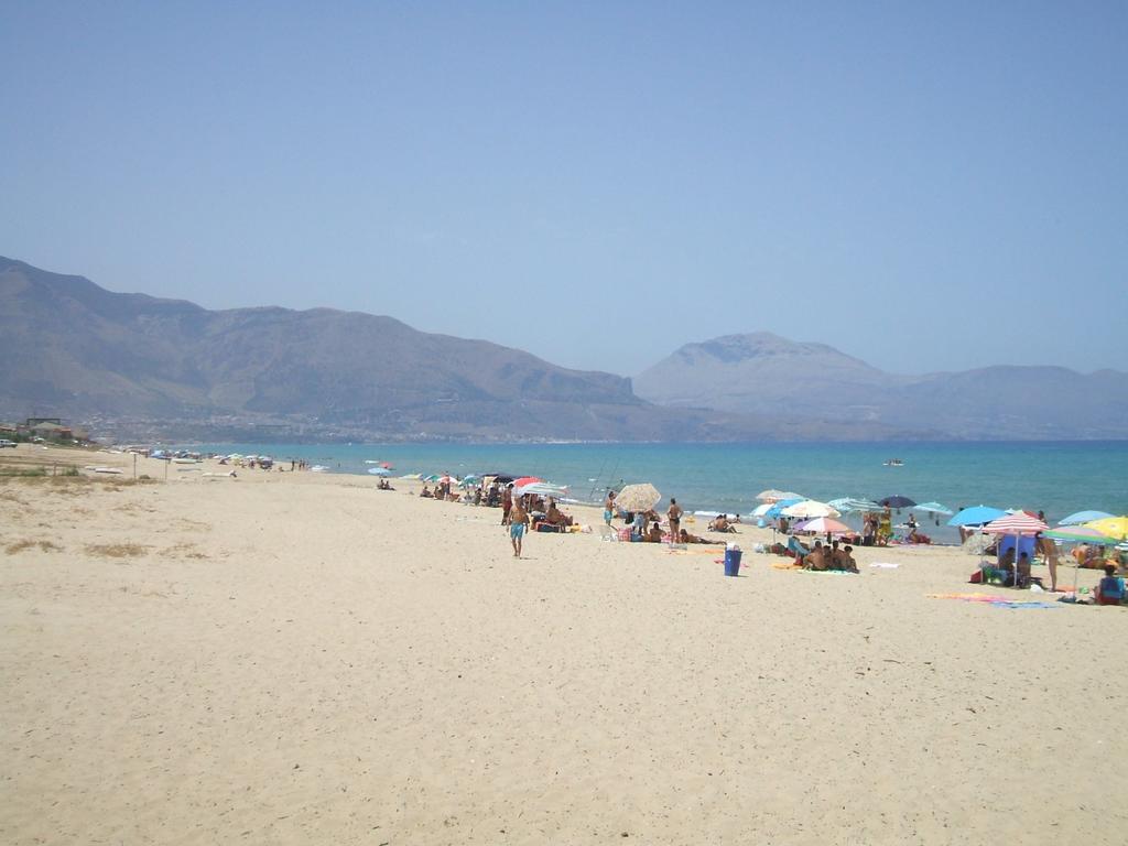 דירות אלקאמו מרינה Visitsicilia Bianca Mare מראה חיצוני תמונה